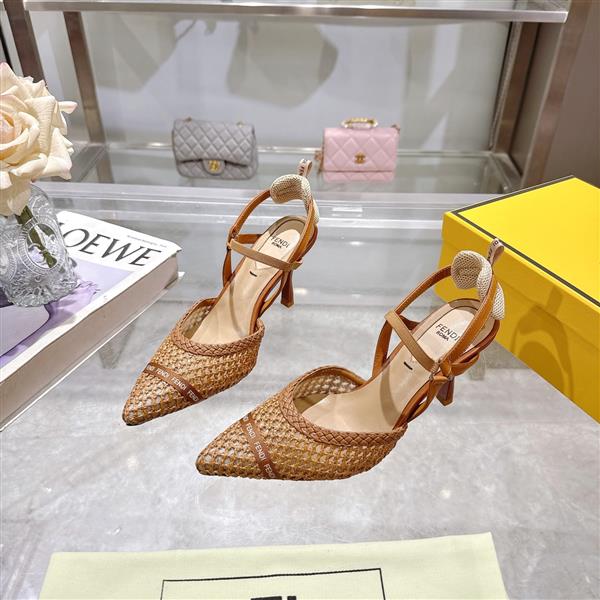 2025112818418820 260